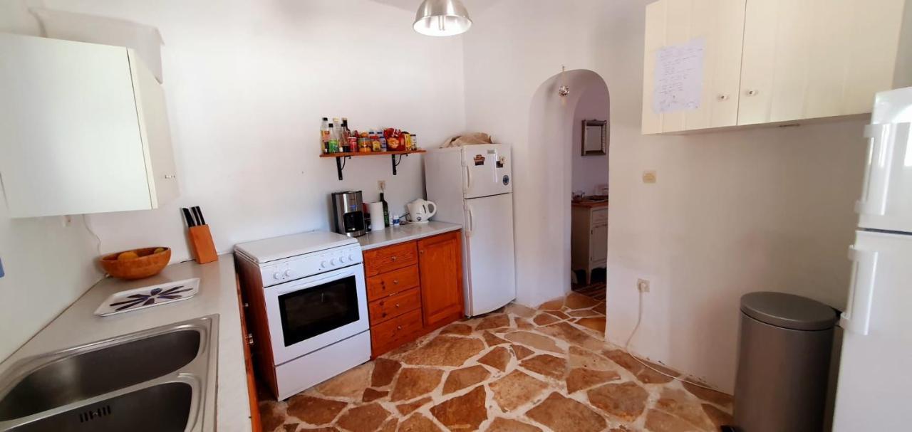 Maison Charme Avec Piscine Privee, Pres De La Mer A Sappounakeika, Tyros Sapounakeika 外观 照片