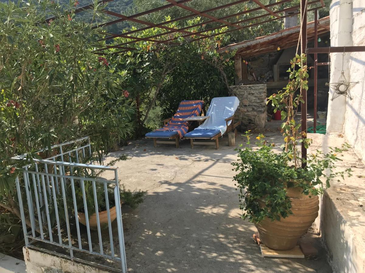 Maison Charme Avec Piscine Privee, Pres De La Mer A Sappounakeika, Tyros Sapounakeika 外观 照片